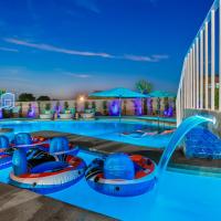 Electric Slide Lazy River, Pickleball, Game-room, hotel poblíž Jacqueline Cochran Regional - TRM, Coachella