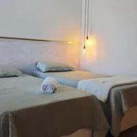 Hospedagem 2 Studio and Suites Patrícia tennis, отель в городе Abelardo Luz