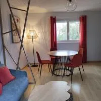 appartement 35m2, hotel in Dompierre-les-Ormes