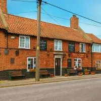 The Horse and Groom Guest House, хотел в Суофъм