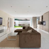PLAYA a 3 minutos Parking barbacoa Apartamento en Castelldefels, hotel en Castelldefels