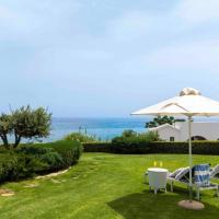Sirena Solis Villa - Elegant 5-bedroom Sea View Retreat near Sirena Bay, hotel a Protaras