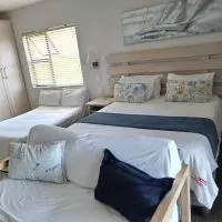 Banana beach club F1 – hotel w mieście Port Shepstone