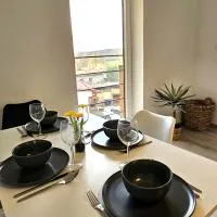 Útulný apartmán s výhledem do kraje K J Erbena – hotel w mieście Miletín