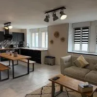 Maison aux pieds du circuit de Mirecourt, hotelli kohteessa Baudricourt