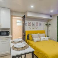 CUTE and COZY studio w jacuzzi, hotel near Orlando Executive - ORL, Orlando