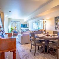 2BD Sweetwater Condo - Community Park, Pool + Hot Tub, hotel near Friedman Memorial - SUN, Hailey