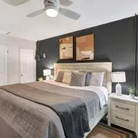 Special - Xtra Comfy - King Bed, hotell i Pahokee