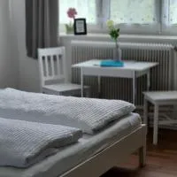 Pension Mittendrin, hotel di Langenschönbichl