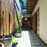 水と翠, hotel a Gujo