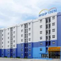 HOP INN Tak, מלון בטאק