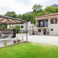 Villa Iris, готель у місті Містрас