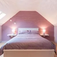 Newly refurbished Bespoke Self-Catering Apartment, отель в городе Балливон
