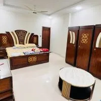 Luxury 2BR Apartment in Sukkur & River View Balcony Near Military Road-R#1, hotel i Sukkur
