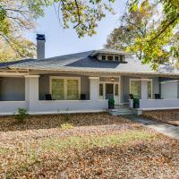 Walk to Coker University and Dtwn! Home with Game Room, hotel near Hartsville Regional Airport - HVS, Hartsville