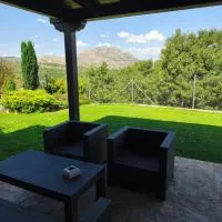 Casa Sierra, Bustarviejo，Bustarviejo的飯店