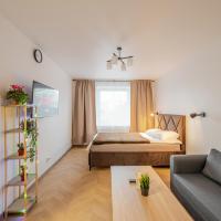 Cozy airport apartment, hotel perto de Aeroporto de Kaunas - KUN, Karmelava