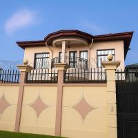 Ste Raphaelle Guest House, hotel near Yaoundé Nsimalen International Airport - NSI, Yaoundé