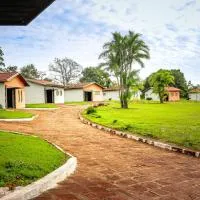 Johnnys hotel motel, hotel em Jacarezinho