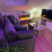 Schwarzwaldliebe Ferienwohnung mit eigenem Garten, hotell i Gaggenau