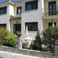 Topaz Apartments