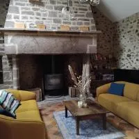 Gîte familial le Puy des Druides, hotel u gradu Chanac-les-Mines