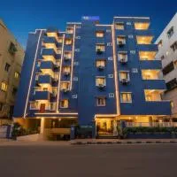FabHotel Grand Aarvi Prime - Nr Hafeezpet, Madeenaguda, hotel a Lingampalli