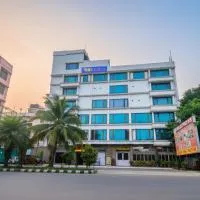 FabHotel Raj Darbar - Nr Kolkata Airport, hotel di Salua