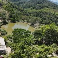 Pousada Recanto da Lagoa，伊波蘭加的飯店
