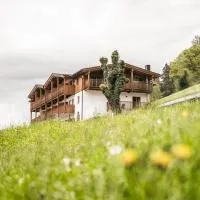 Hotel Fernblick, хотел в Бресаноне