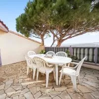Appartement confortable avec parking et terrasse, viešbutis mieste Leucate-Plage