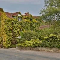 Best Western Compass Inn, хотел в Tormarton