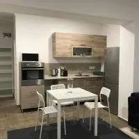 Huszonnyolcpera, hotell sihtkohas Pápa