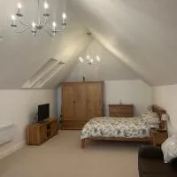 Charming King Bed Ensuite Studio in Peaceful West Challow, hotel en Wantage