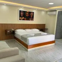 Hotel Magistral Suiter، فندق في كويبدو