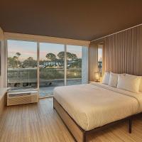 Tropical Palms Hotel, hotel near St. Pete-Clearwater International Airport - PIE, Clearwater