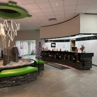 Wyndham Garden Medicine Hat Conference Center, hotel near Medicine Hat Airport - YXH, Medicine Hat