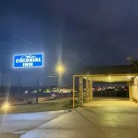Colonial Inn, hotel en Shawnee