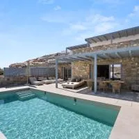 Villa Blanca Elia-Mykonos with private pool, hotel u gradu 'Ftelia'