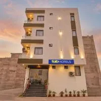 FabHotel Avondale - Sitapura، فندق في جايبور