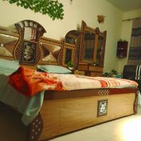 Gr stay, hotel near Faisalabad International Airport - LYP, Faisalabad