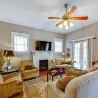 Hickory Hill House Less Than 1 Mi to Downtown Texarkana!, khách sạn gần Texarkana Regional - Webb Field - TXK, Texarkana