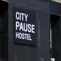 City Pause Hostel, hotel i Sathani Bang Su