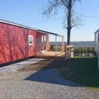 Chalet - Camping Natuurlijk Limburg, viešbutis mieste Vurenas