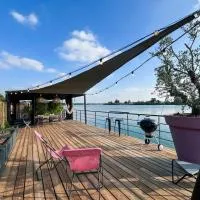 Péniche Hisseo Tain-l'Hermitage Vue Rhône, Clim, Terrasse โรงแรมในทาอิน-เลมิทาจ