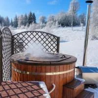 Domov na horách - Krkonoše - horký sud, pergola, dětské hřiště - celý dům, Hotel in Mřičná