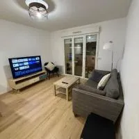 T2 Cozy entre plage et lac, hotel u gradu Ondres