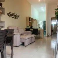 Ótima casa Jardim do Éden - Tramandaí, poucos passos do mar!, khách sạn ở Tramandaí