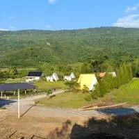 Mountain Deer Resort & Camping, hotel di Ban Mung