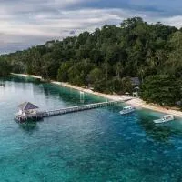 Reconnect - Private Island Resort & Dive Center Togean - Buka Buka Island, hotel din Ampana